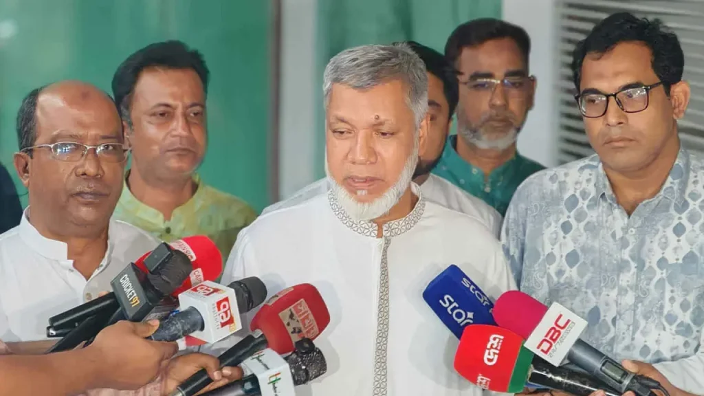 খুলনা, বগুড়া ও ফতুল্লায় আন্তর্জাতিক ক্রিকেট ফেরানোর উদ্যোগ
